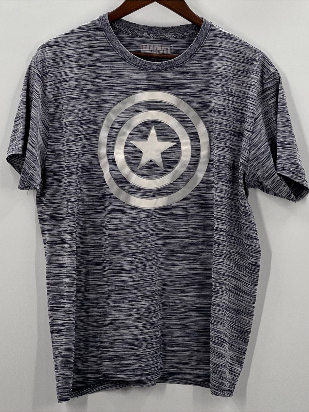 424 Marvel Large Captain America Shield Blue Men's Active T-Shirt
